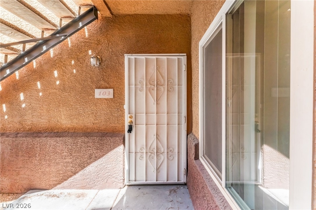 6164 Pine Villa Avenue - Photo 2