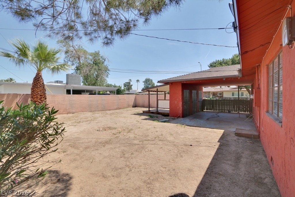 821 Griffith Avenue - Photo 12