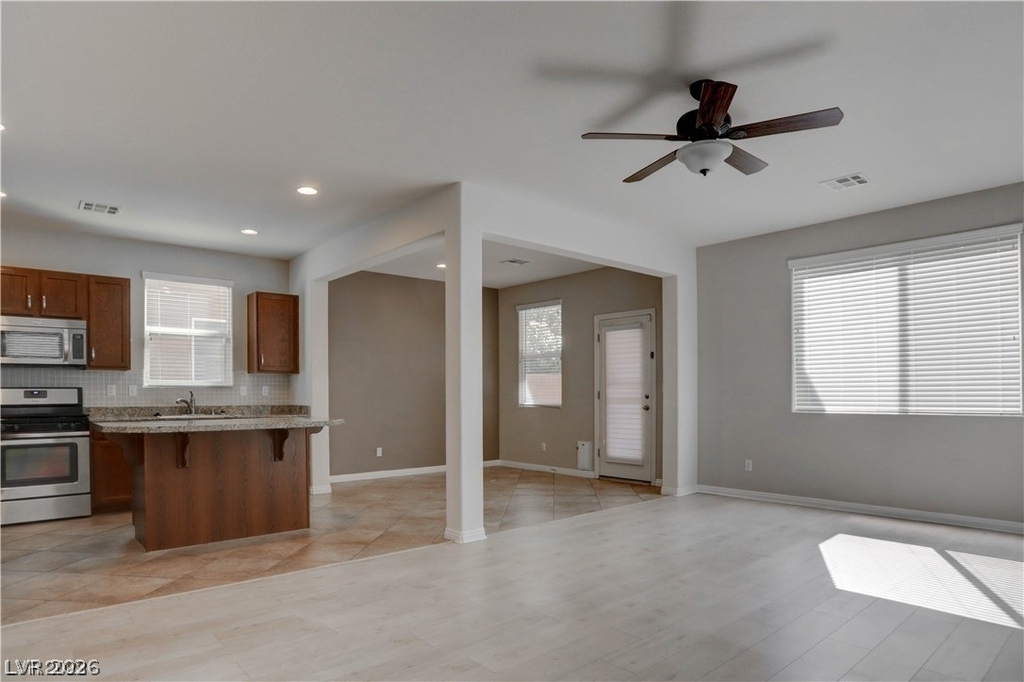 7623 Houston Peak Street - Photo 2