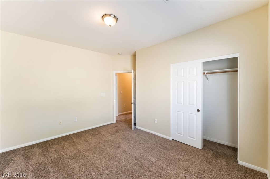 10563 Gold Shadow Avenue - Photo 38