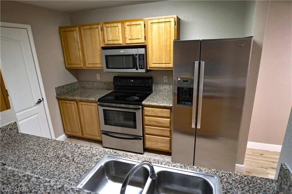 5055 W Hacienda Avenue - Photo 7