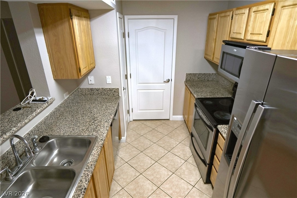 5055 W Hacienda Avenue - Photo 8