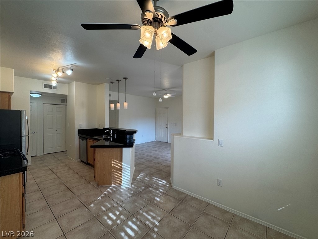 1050 E Cactus Avenue - Photo 7