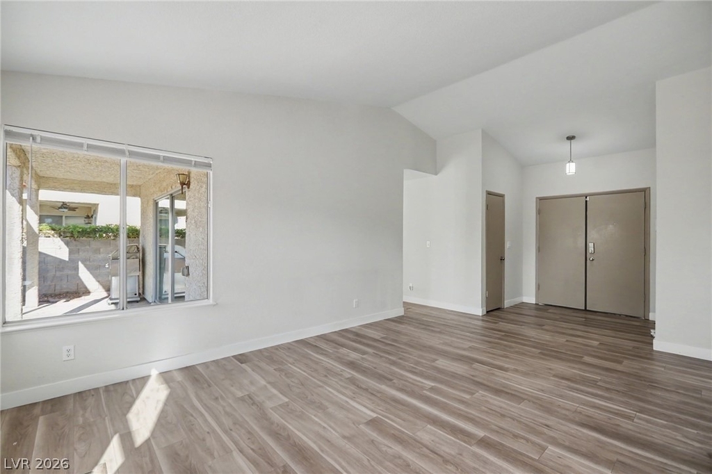 6413 Sterling Springs Parkway - Photo 7
