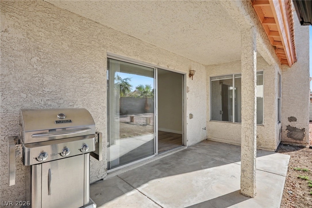 6413 Sterling Springs Parkway - Photo 18