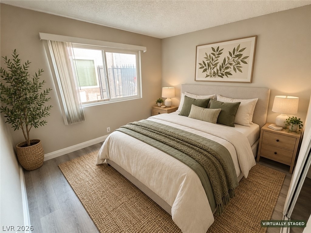 225 E Foster Avenue - Photo 2