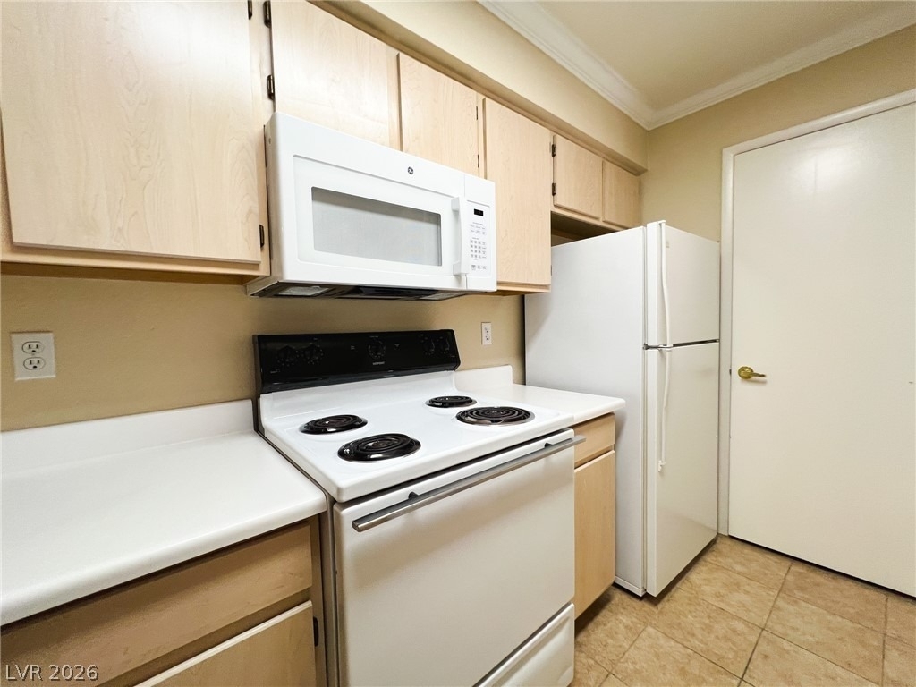 1150 N Buffalo Drive - Photo 31
