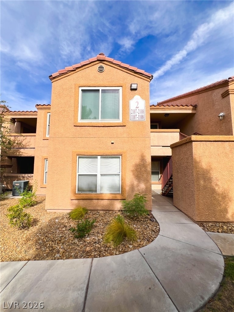 1150 N Buffalo Drive - Photo 5