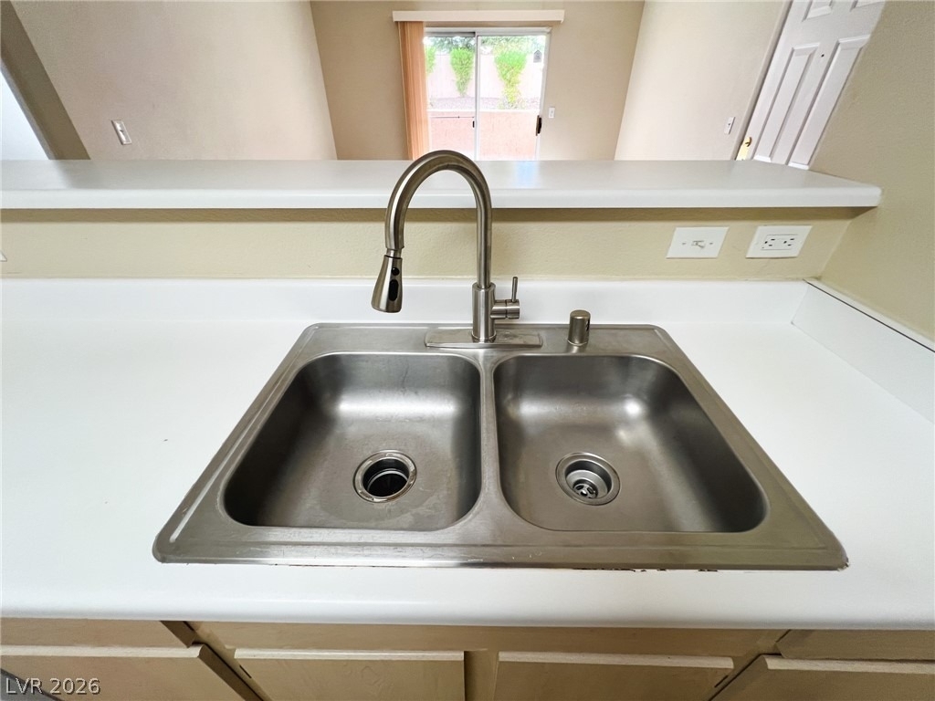1150 N Buffalo Drive - Photo 27