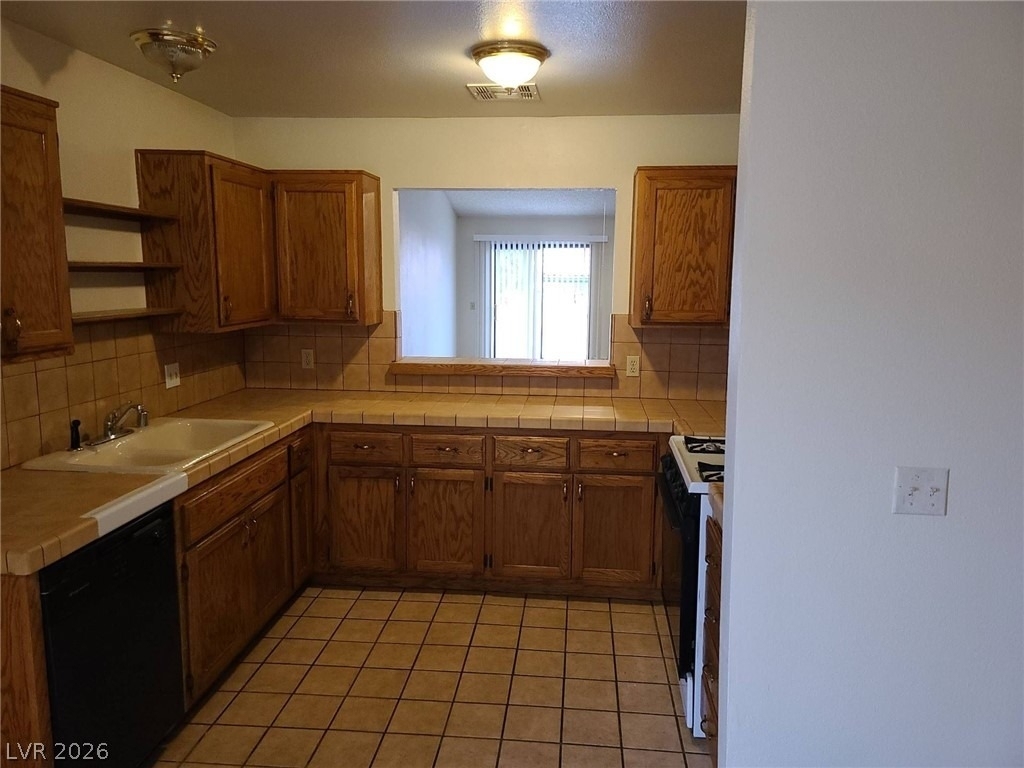 328 Caracas Drive - Photo 3