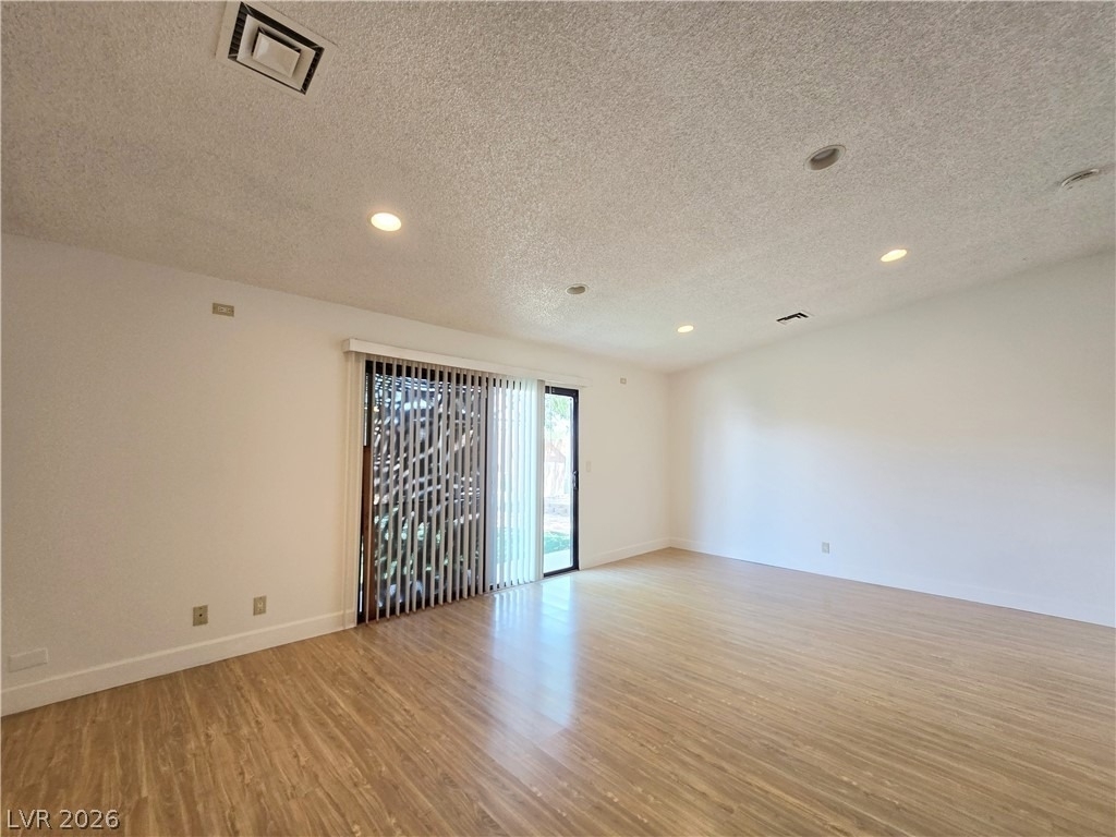 6346 Bullion Boulevard - Photo 2