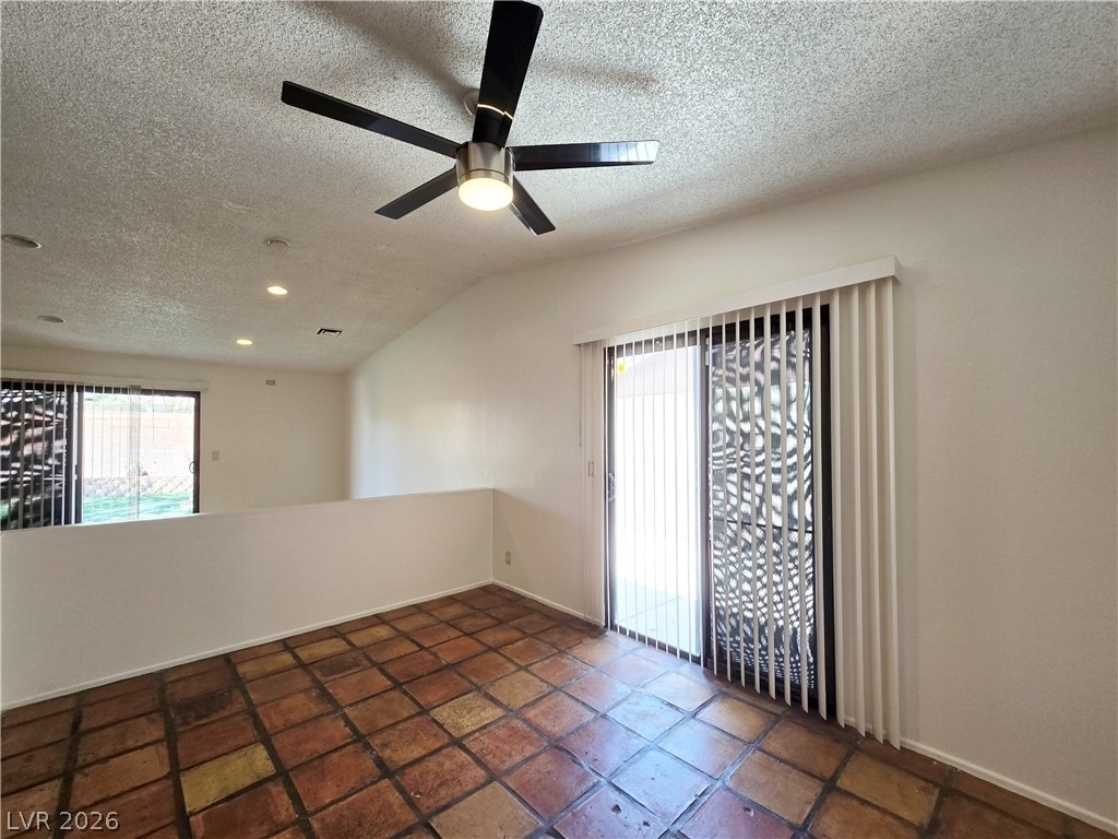 6346 Bullion Boulevard - Photo 5