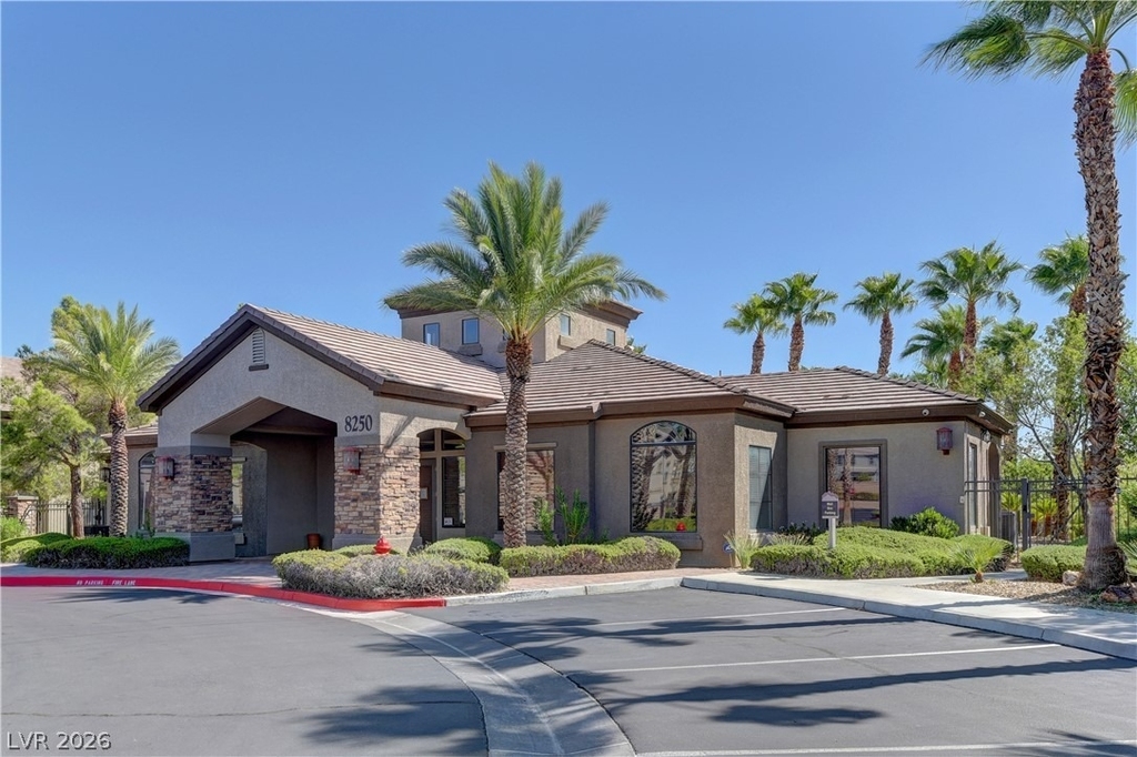 8250 N Grand Canyon Drive - Photo 18