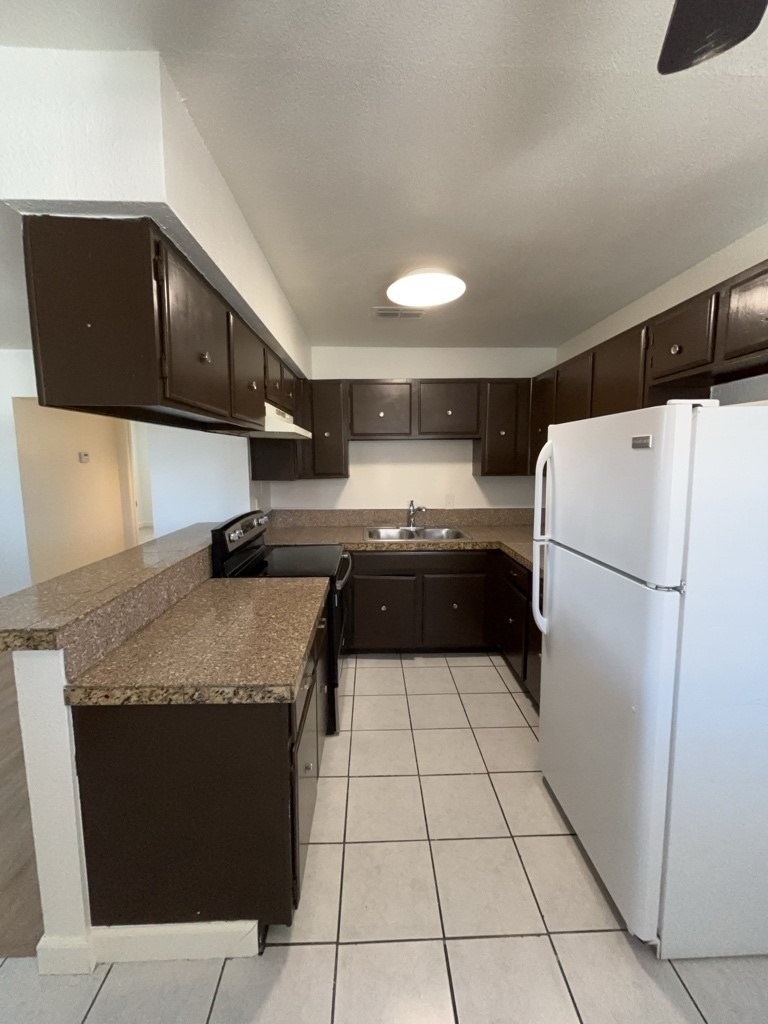 1521 Cobb Lane - Photo 5