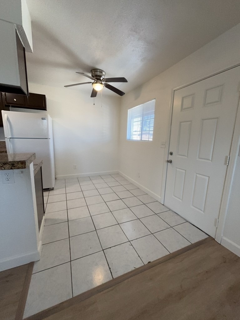 1521 Cobb Lane - Photo 2