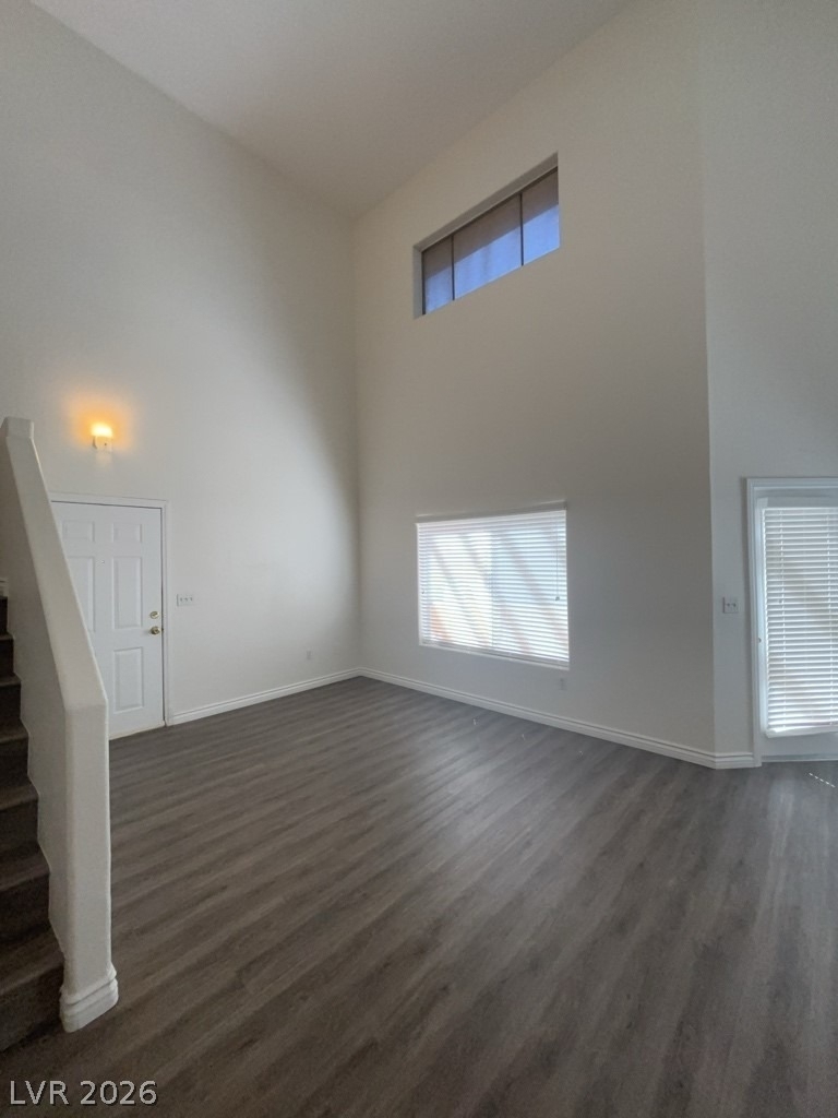 4915 E Russell Road - Photo 5