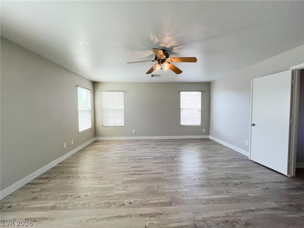 79 Kind Avenue - Photo 54