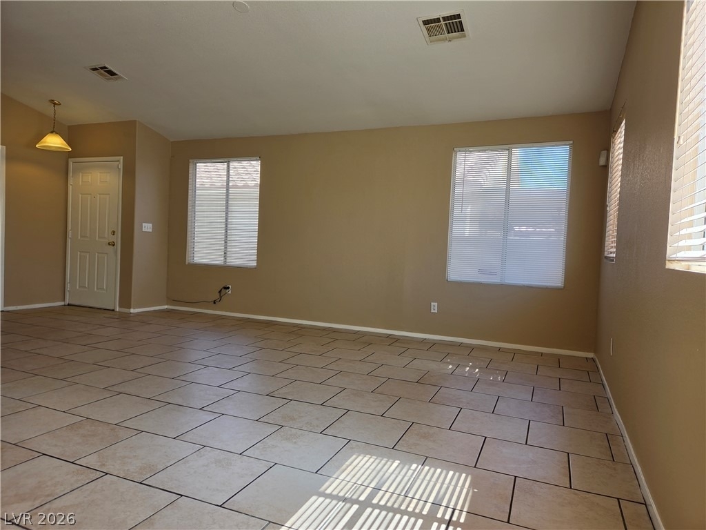 625 Alecandro Daniel Avenue - Photo 3