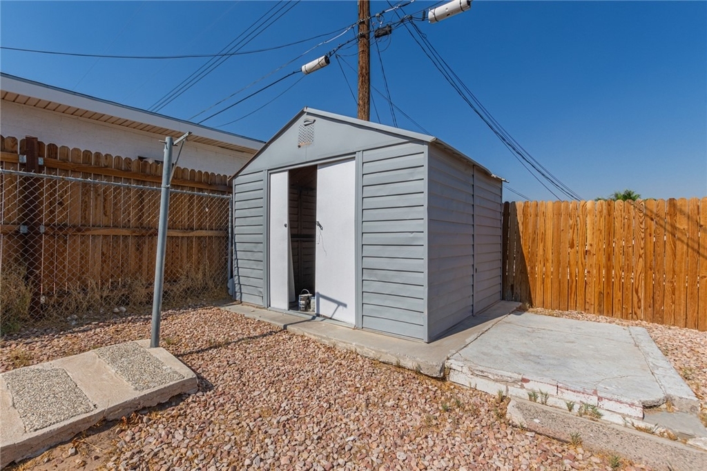 1028 Nassau Drive - Photo 43