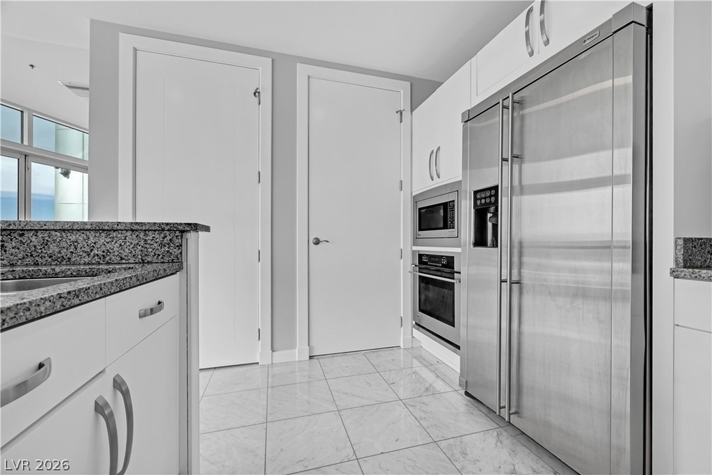 4525 Dean Martin Drive - Photo 11