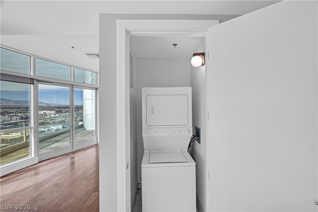 4525 Dean Martin Drive - Photo 18