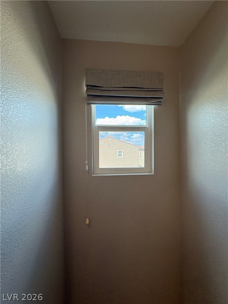 9898 Poplar Point Avenue - Photo 8