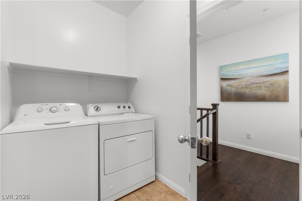 1049 Via Saint Andrea Place - Photo 33