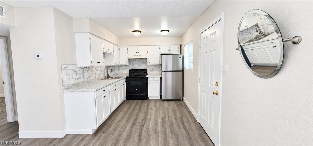 3390 Cambridge Street - Photo 4