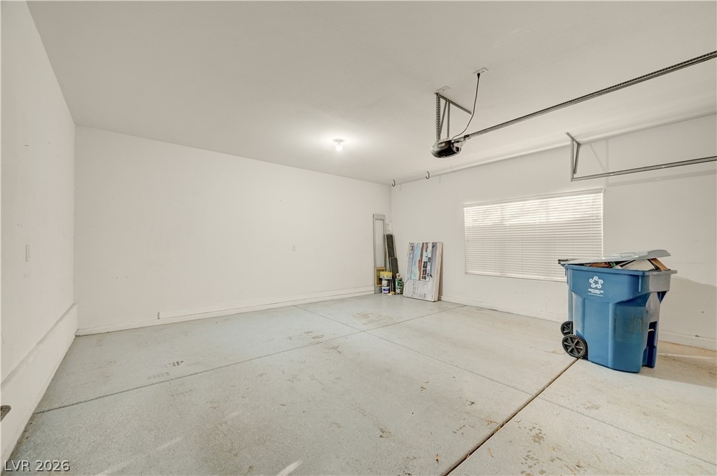 139 Bloomsbury Avenue - Photo 33