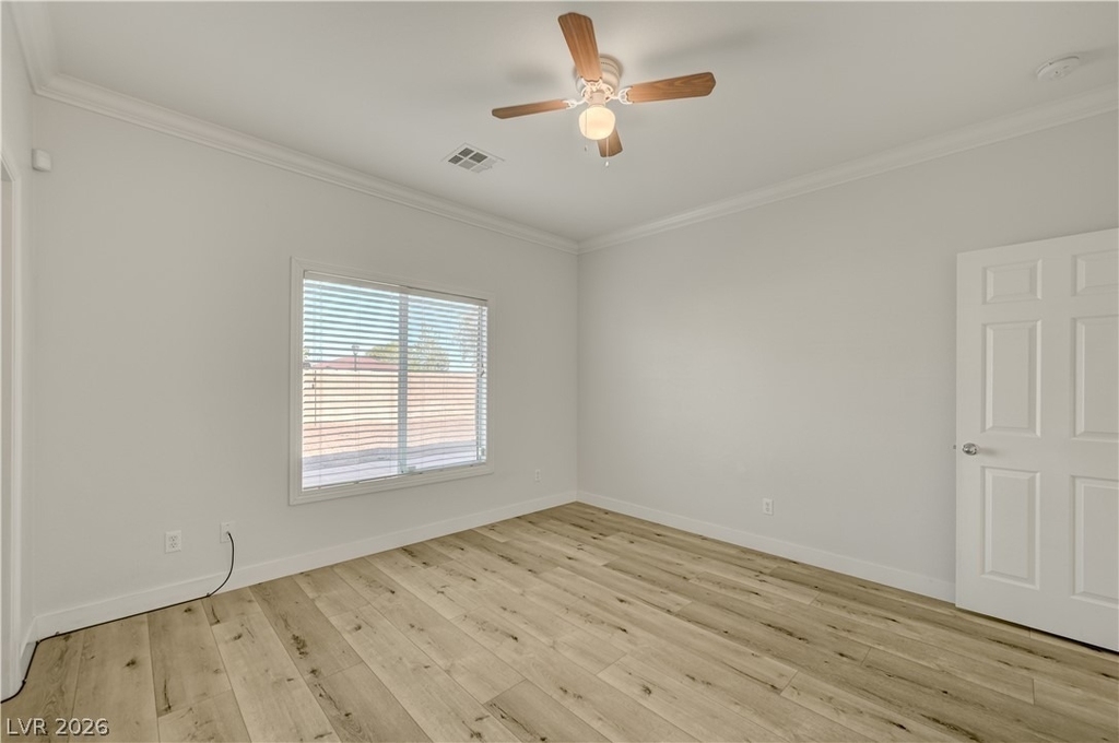 139 Bloomsbury Avenue - Photo 16