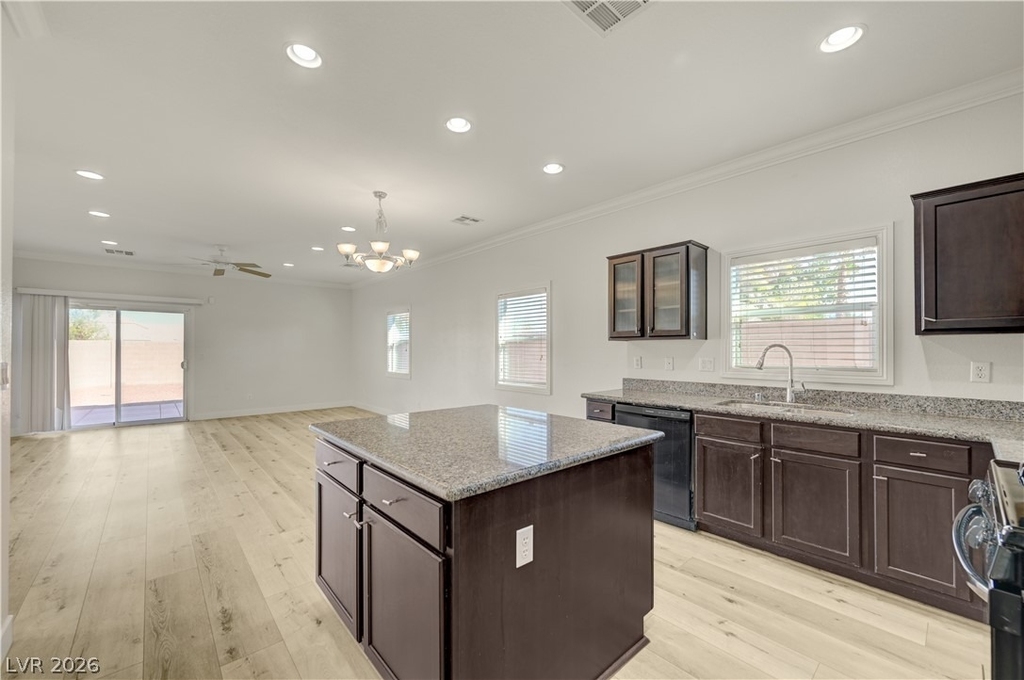 139 Bloomsbury Avenue - Photo 11