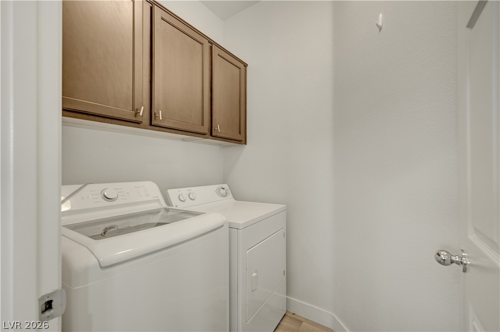 139 Bloomsbury Avenue - Photo 12