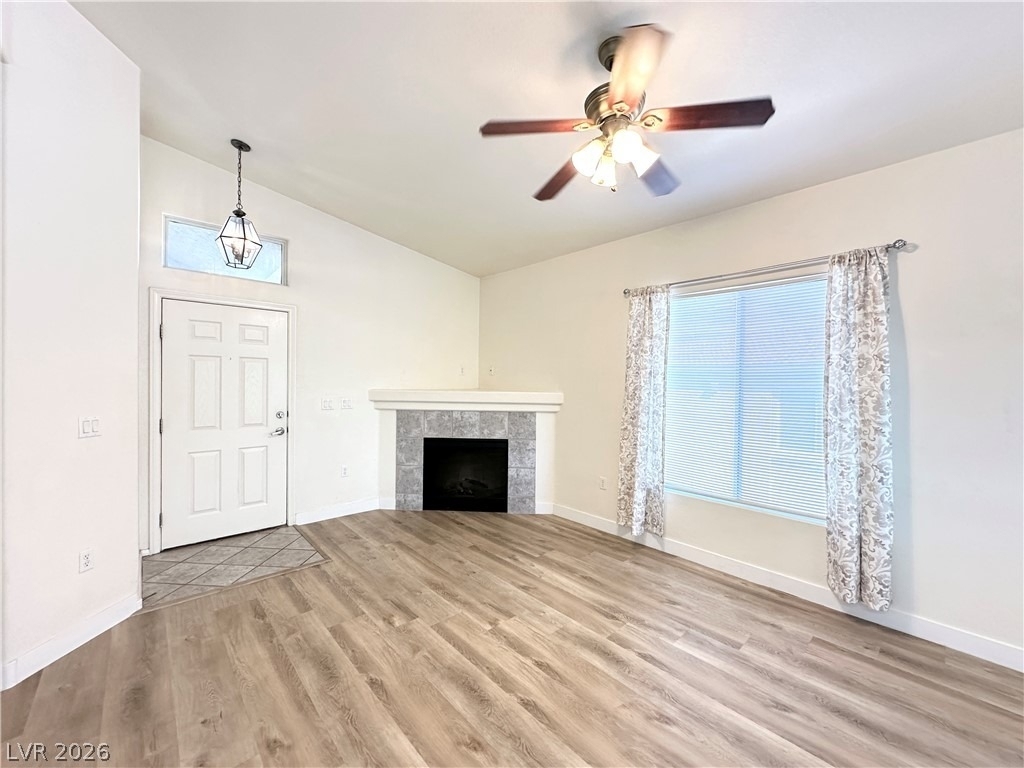 2305 W Horizon Ridge Parkway - Photo 3