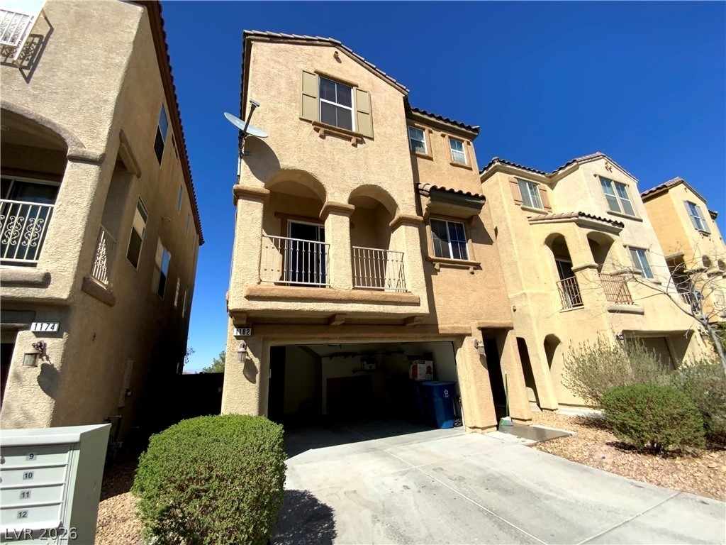 1182 Enzo Avenue - Photo 0