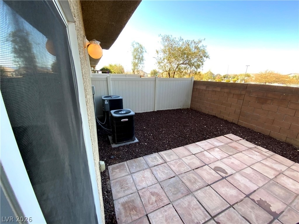 1182 Enzo Avenue - Photo 19