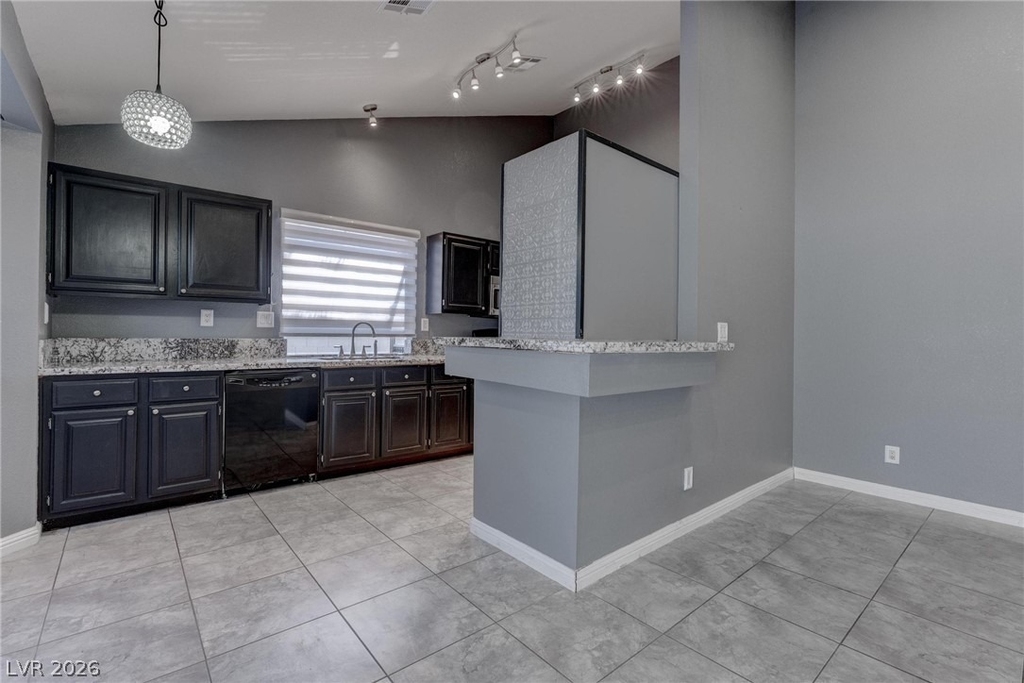7817 Cape Vista Lane - Photo 13