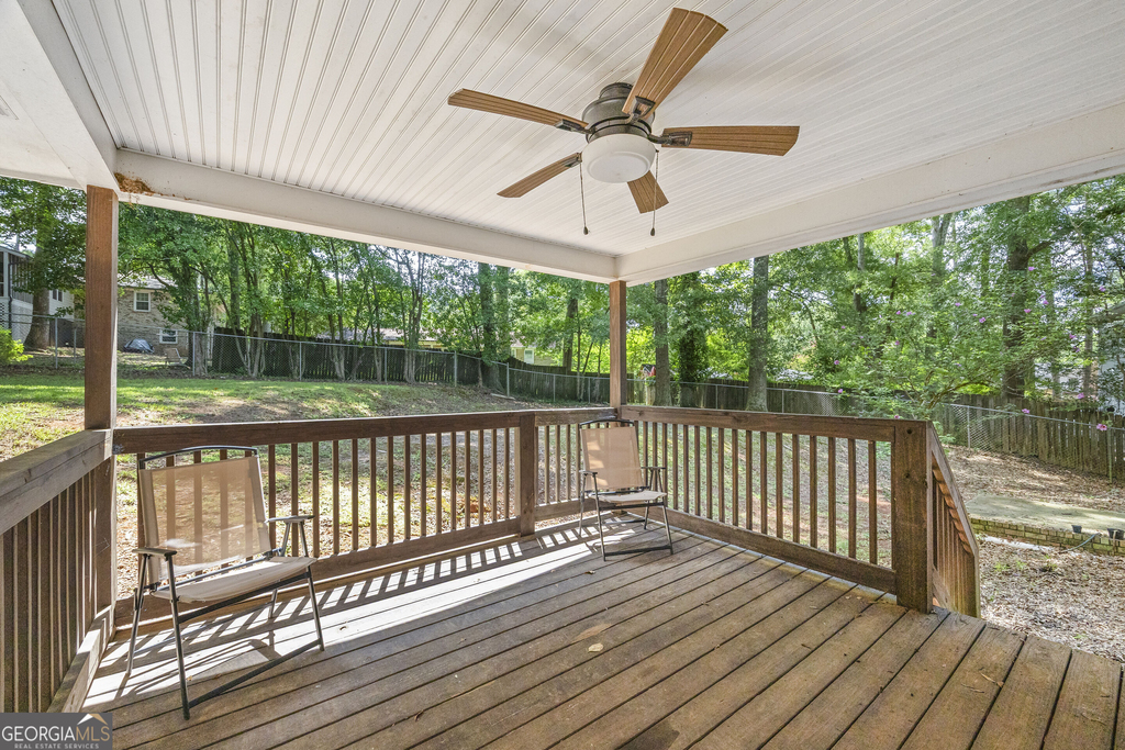 527 University Circle - Photo 23