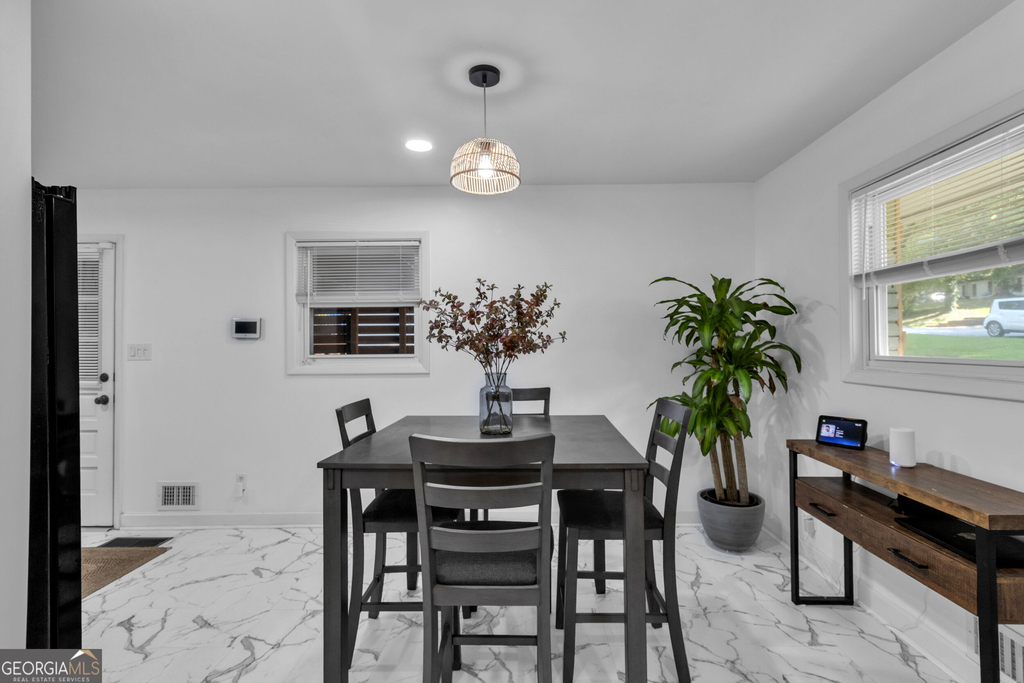 610 Oriole Drive Se - Photo 6