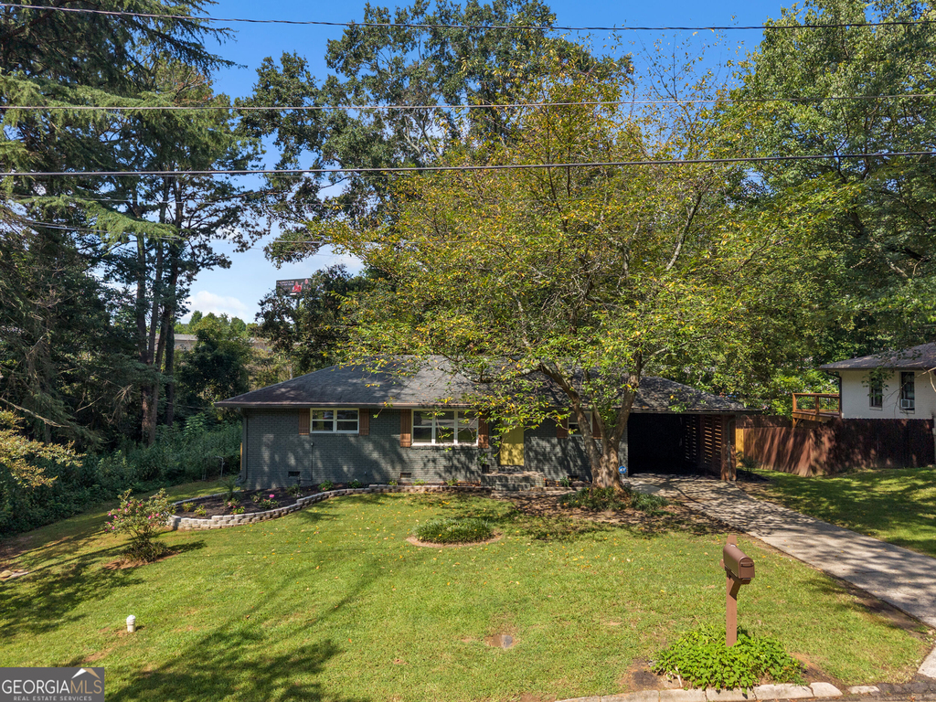 610 Oriole Drive Se - Photo 0