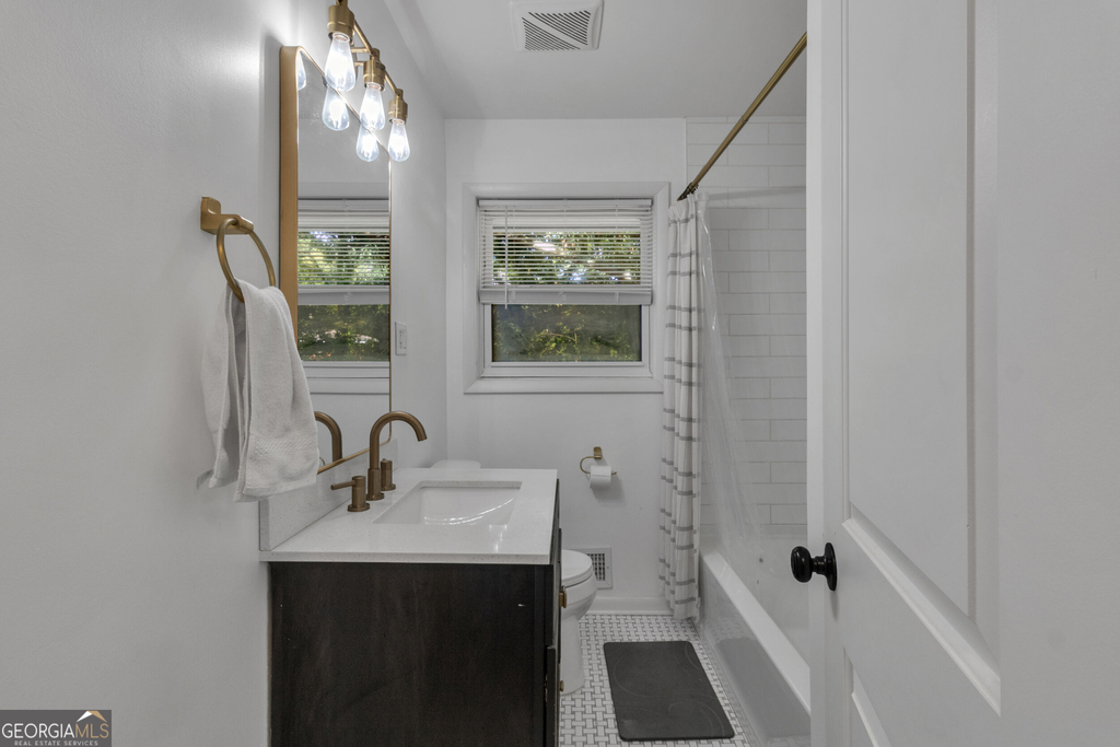 610 Oriole Drive Se - Photo 17