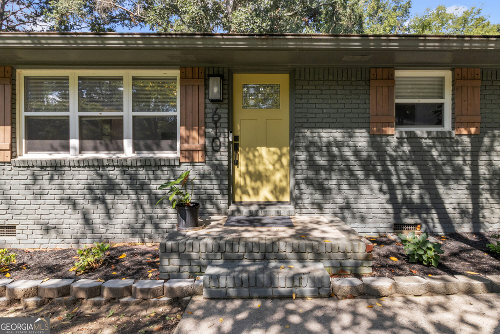 610 Oriole Drive Se - Photo 3