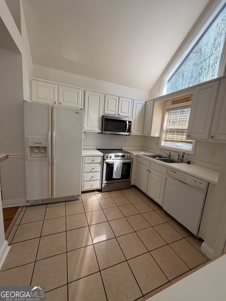 1865 Old Mill Road - Photo 3