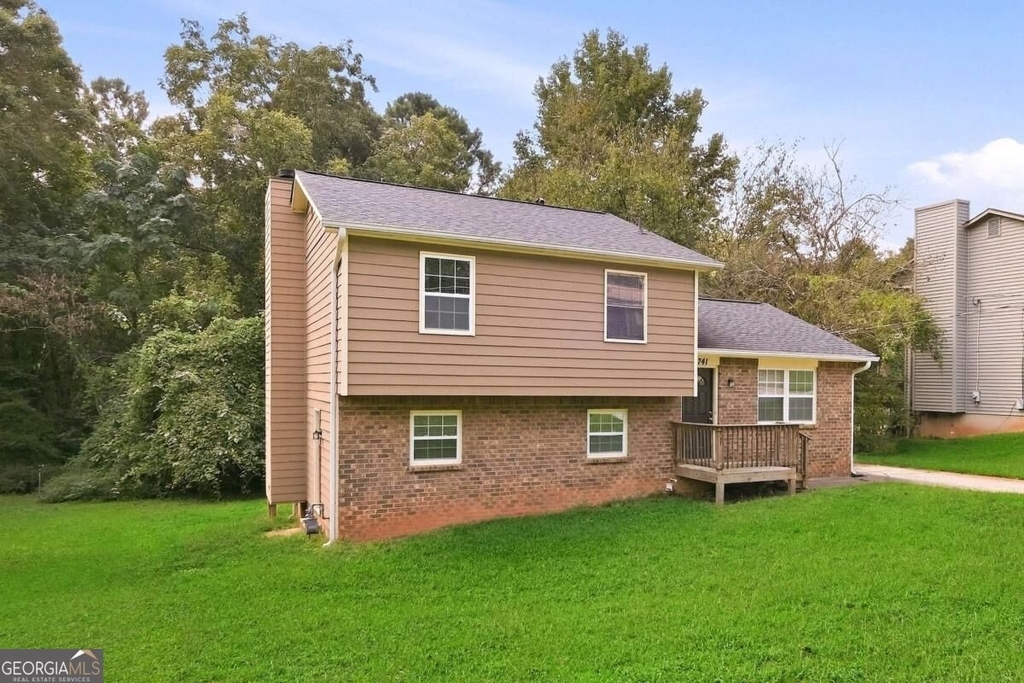 2741 Oxford Drive - Photo 1