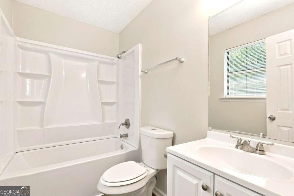 2741 Oxford Drive - Photo 13