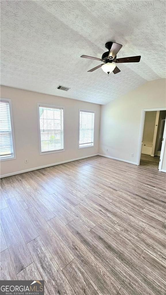 3060 Kentmere Drive - Photo 15