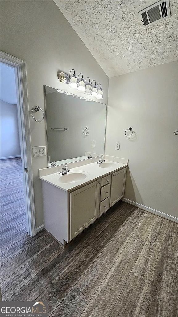 3060 Kentmere Drive - Photo 16
