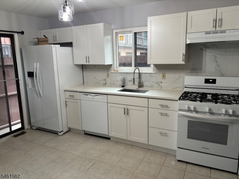 23 Bloomingdale Dr - Photo 5