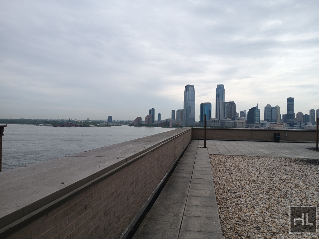 Battery Place - Photo 8
