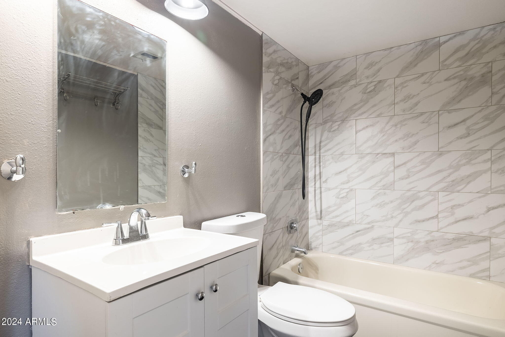 8841 N 8th Street - Photo 13