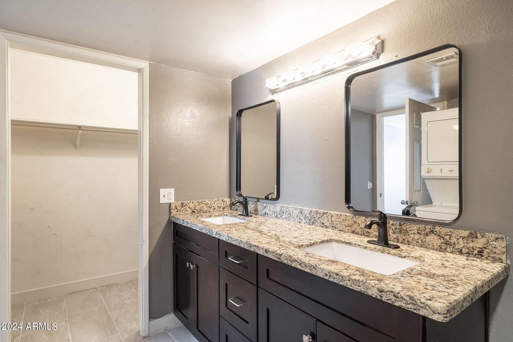 8841 N 8th Street - Photo 7
